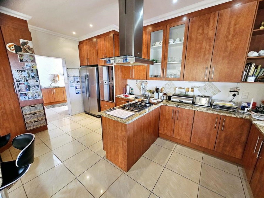 4 Bedroom Property for Sale in Stilbaai Wes Western Cape